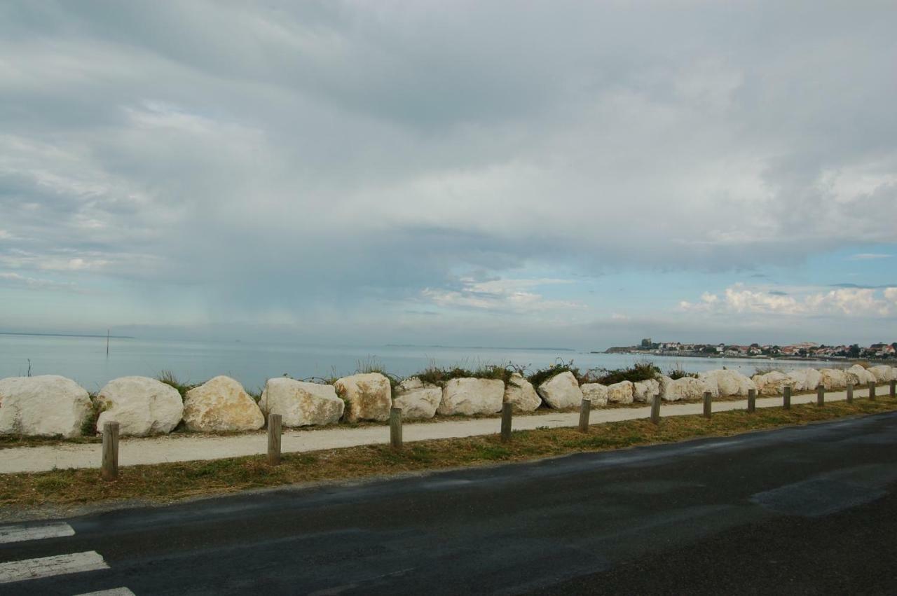 La Salamandre Fouras Exterior foto